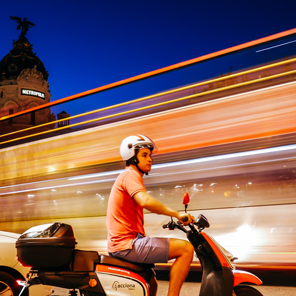 Vespa verhuur in Namen - City By Night