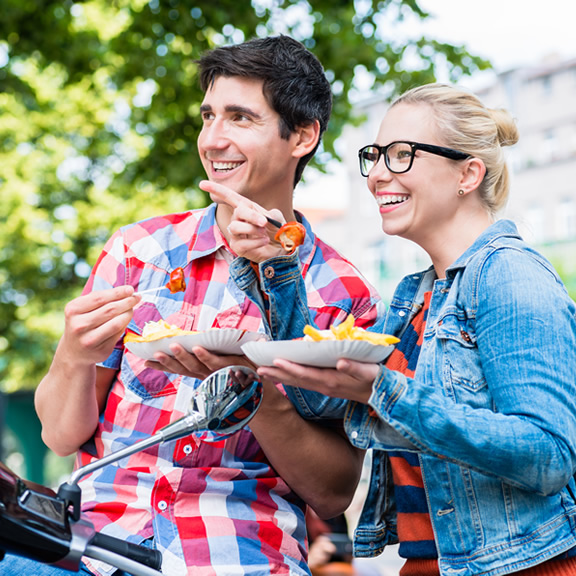 Location vespa Namur - Time to eat